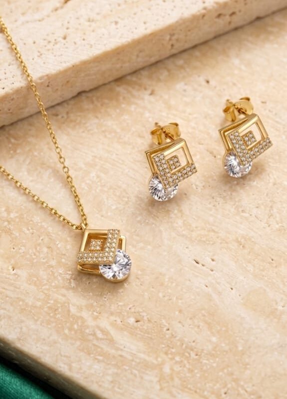 Necklace & Earrings Set